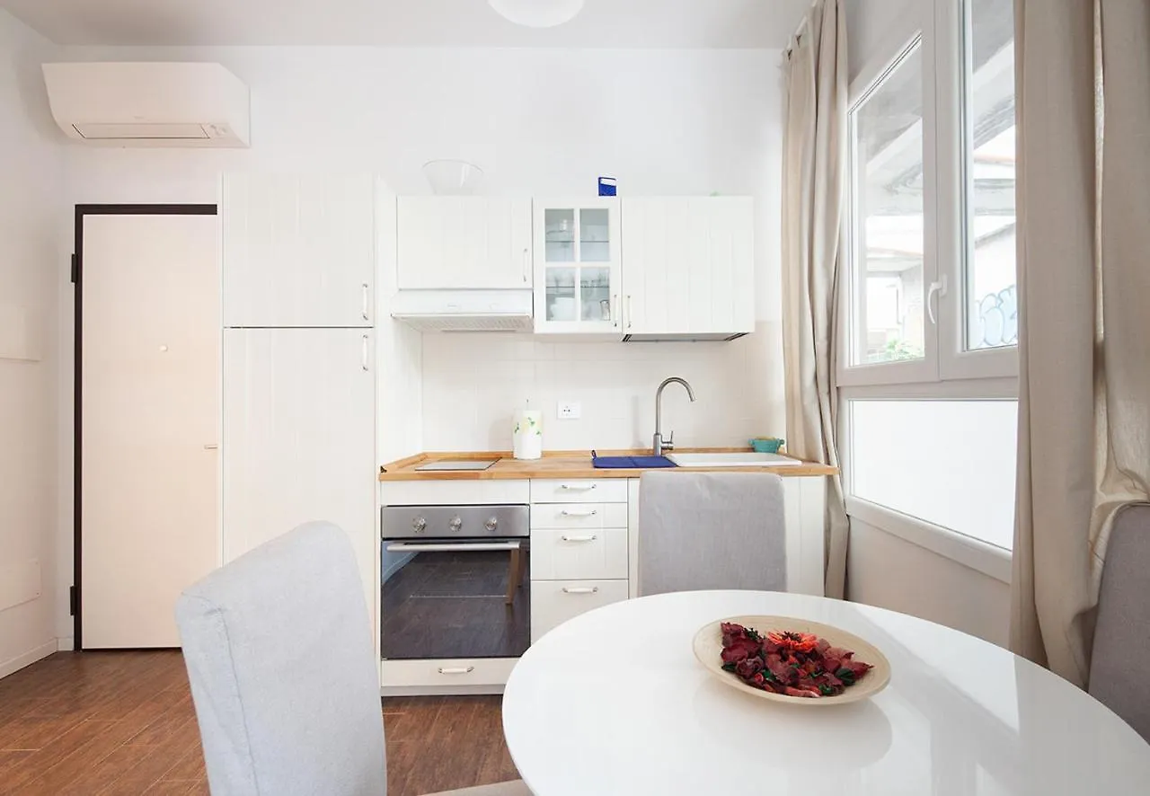 Molina Apartments By Wonderful Italy 볼로냐
